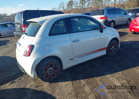 2015 Fiat 500E Battery Electric z USA, uszkodzony, nr VIN 3C3CFFGE3FT732803